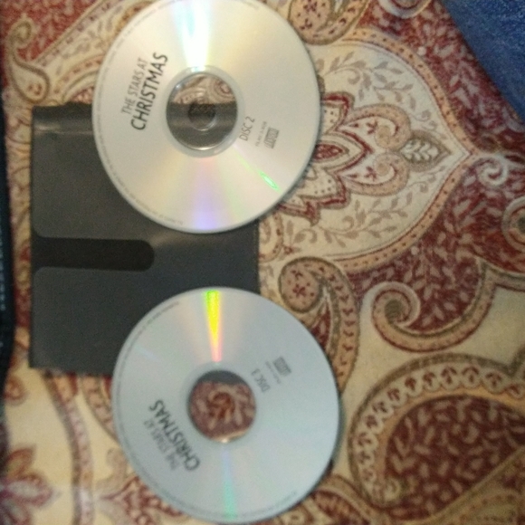 $1 ADD ON ITEM The stars at Christmas disc 3 and disc 2 - Picture 2 of 4